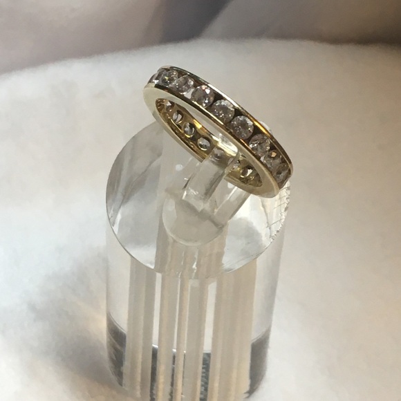 10K Solid Gold CZ Ring - Picture 6 of 11